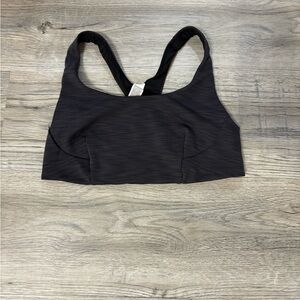 Lululemon Women's grey sport bra